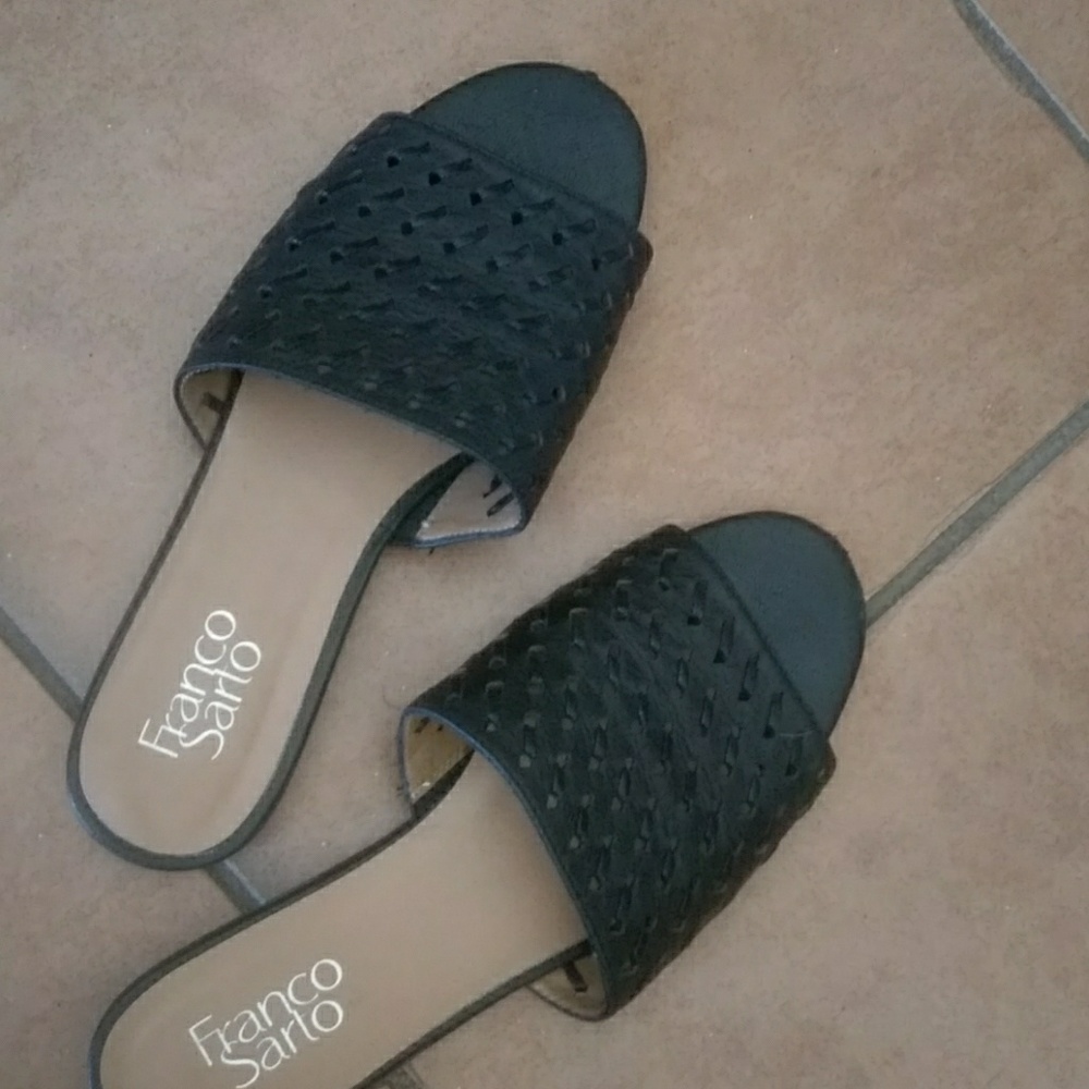 Franco Sarto slip on sandals